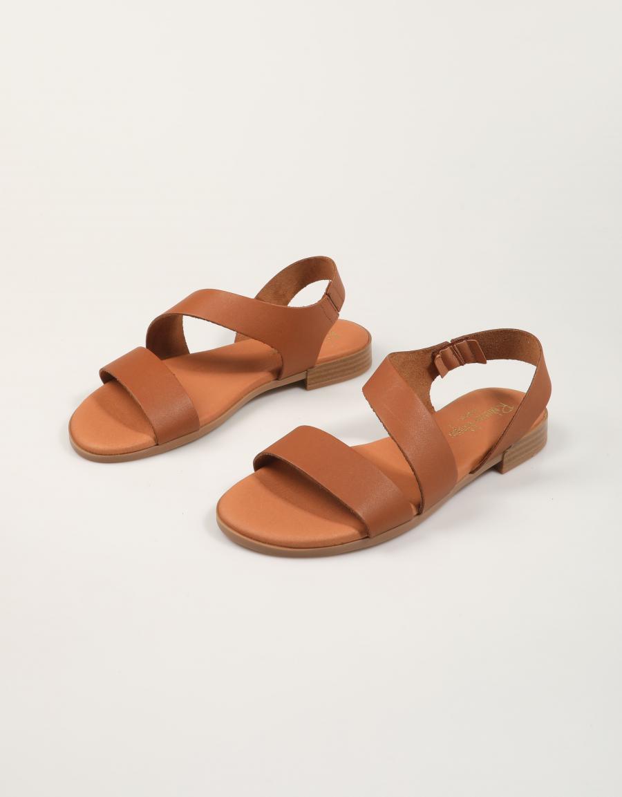 SANDALIAS REBECA HOPE SEINE CUERO en color Cuero