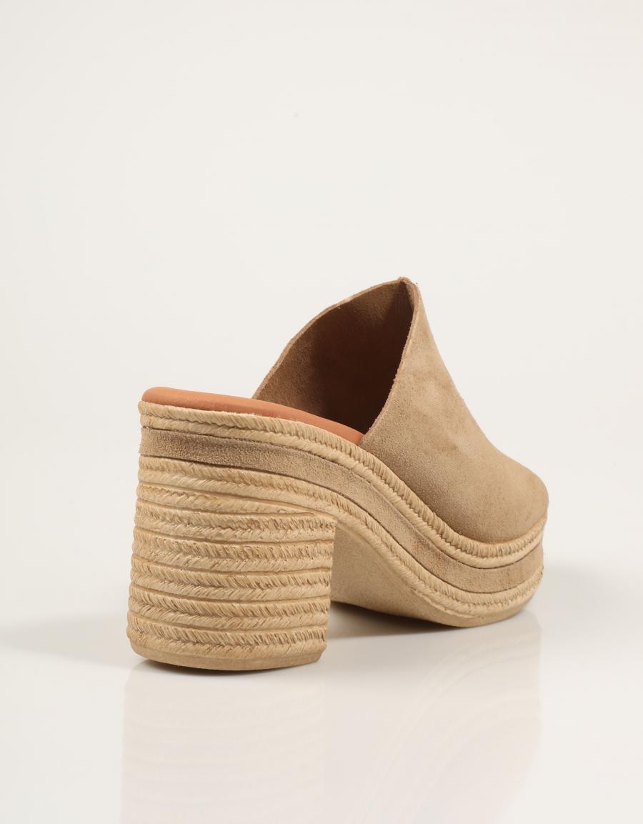 SANDALIAS REBECA HOPE LIORA MUSHROOM en color Taupe
