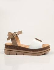SANDALIAS DONNA 825995DM ADUA en color Blanco