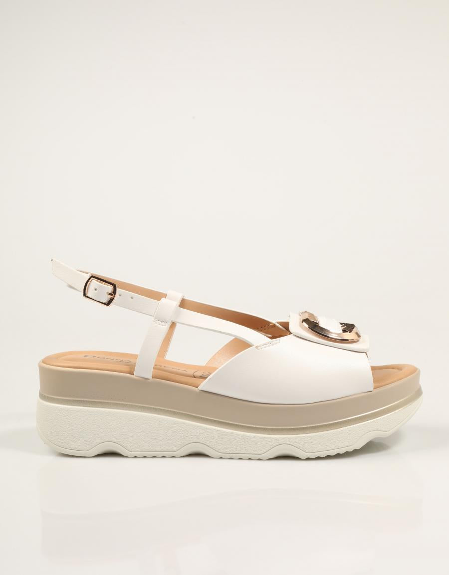 SANDALIAS DONNA 665968DM en color Blanco