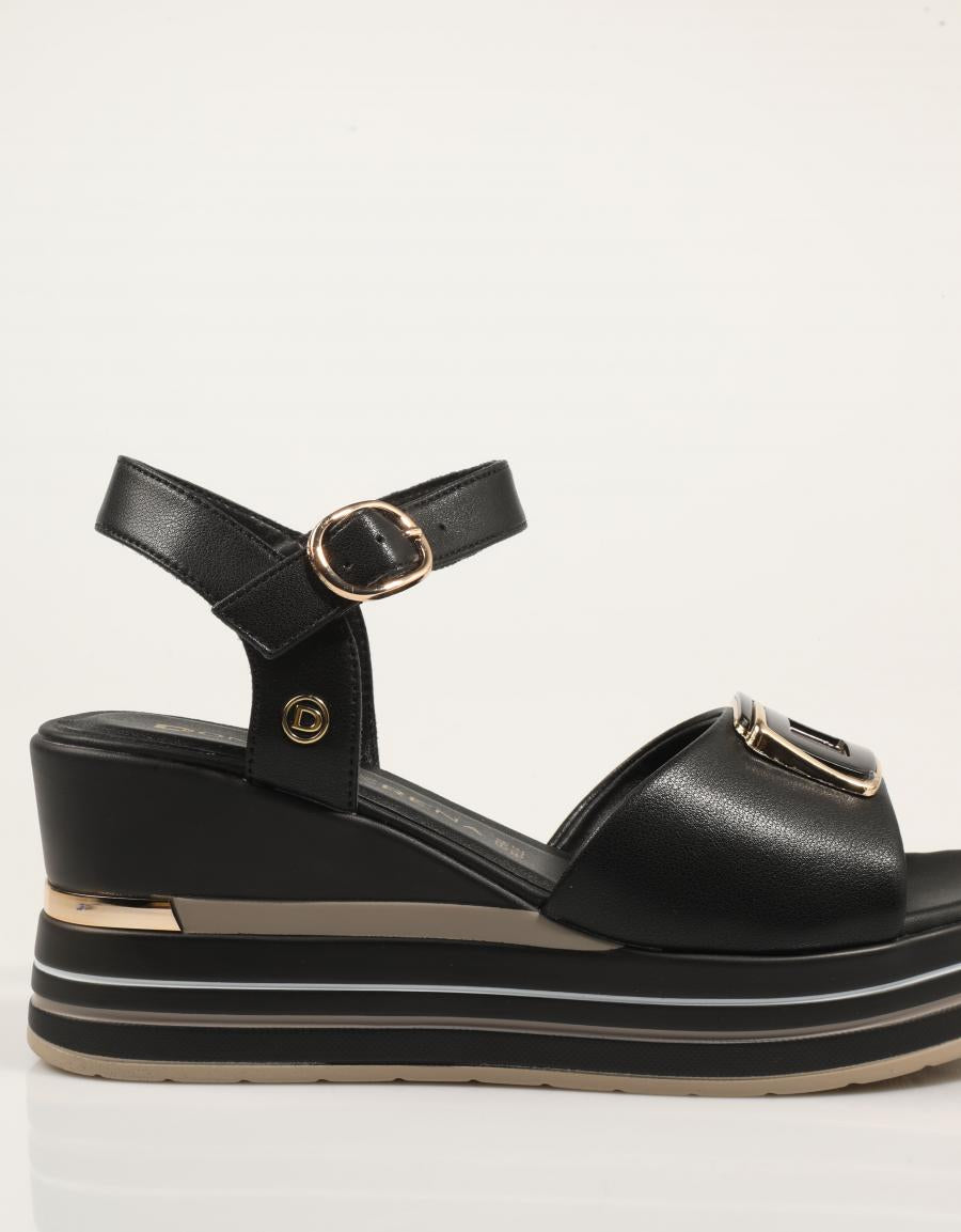 SANDALIAS DONNA 156077DM en color Negro