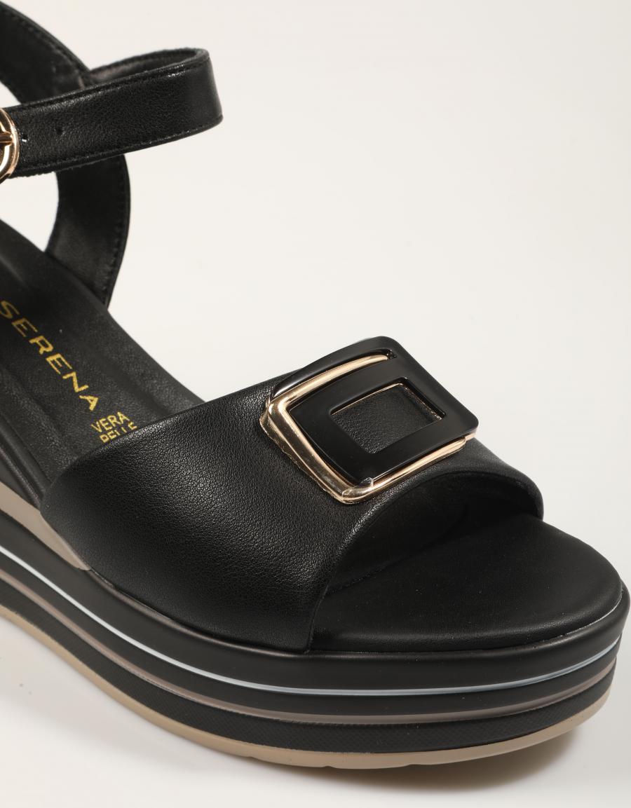 SANDALIAS DONNA 156077DM en color Negro