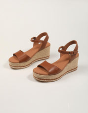 SANDALIAS POPA ARENAL CUERO CB41401 en color Cuero