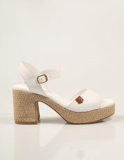 SANDALIAS POPA DAIRA NAPA BLANCO CT47901 en color Blanco