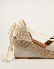 SANDALIAS POPA VALDES BOREAL ORO CB42301 en color Oro