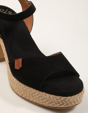 SANDALIAS POPA DAIRA SERRAJE NEGRO CT48003 en color Negro