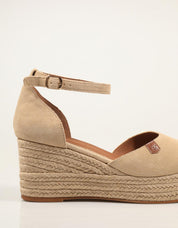 SANDALIAS POPA CANTALAR SERRAJE BEIGE CB43301 en color Beige