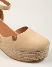 SANDALIAS POPA CANTALAR SERRAJE BEIGE CB43301 en color Beige