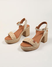 SANDALIAS POPA NERINA AMURA ORO CT49001 en color Oro
