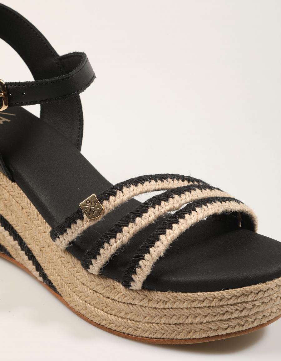 SANDALIAS POPA ALBANY CUERDA NEGRO CB47602 en color Negro