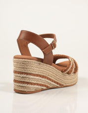 SANDALIAS POPA ALBANY CUERDA CUERO CB47601 en color Cuero
