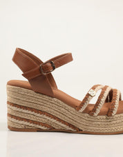 SANDALIAS POPA ALBANY CUERDA CUERO CB47601 en color Cuero