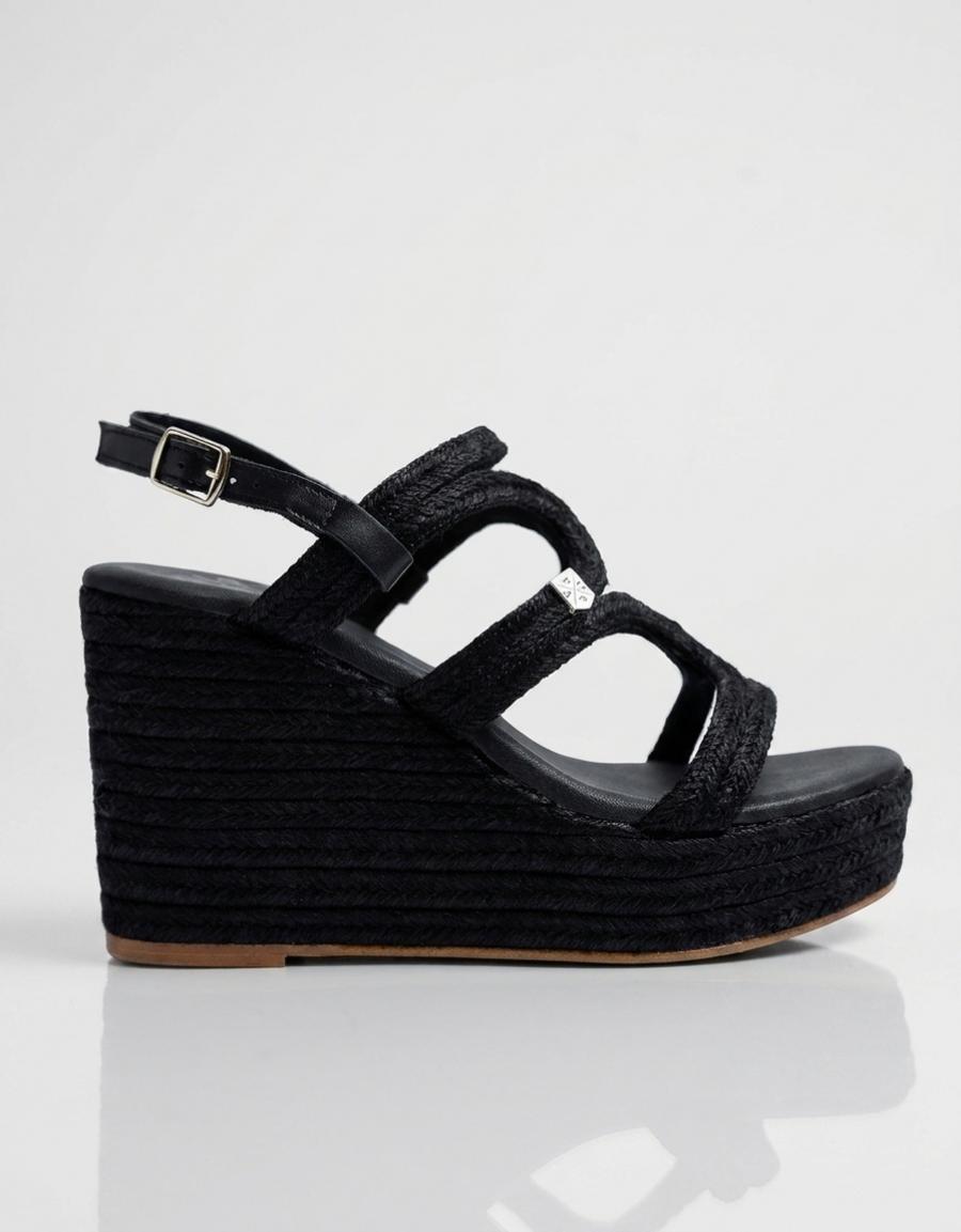 SANDALIAS POPA RIBERA CUERDA NEGRO CA38302 en color Negro