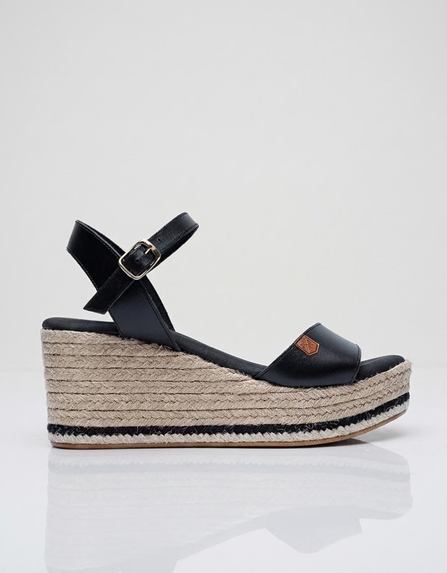 SANDALIAS POPA RAMBOL GALLERY NEGRO CB41001 en color Negro