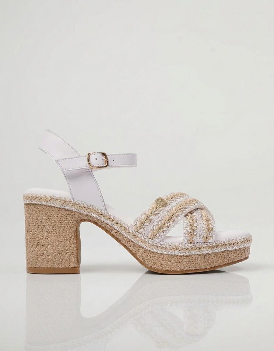 SANDALIAS POPA MELIA YUTE BLANCO CT51602 en color Blanco