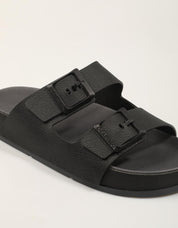 SANDALIAS CARTAGO PALA HEBILLAS BLACK en color Negro