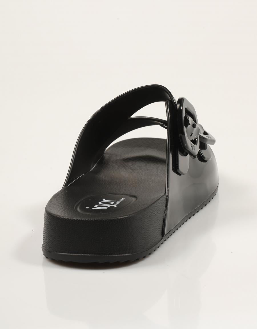CHANCLAS IGOR HABANA BRILLO NEGRO en color Negro