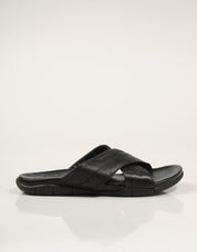 SANDALIAS KANGAROOS PALA PIEL NEGRO en color Negro