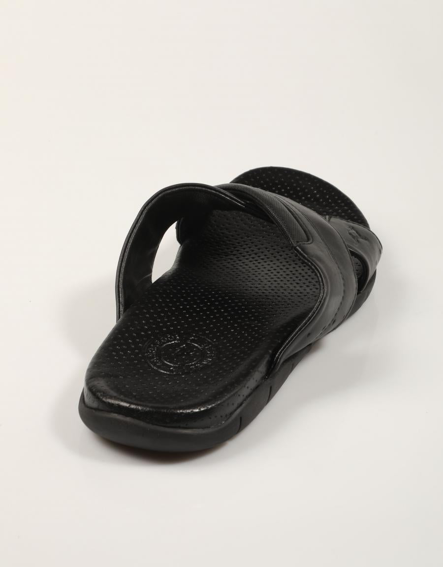 SANDALIAS KANGAROOS PALA PIEL NEGRO en color Negro
