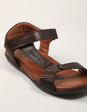 SANDALIAS KANGAROOS SANDALIA MARRON en color Marron