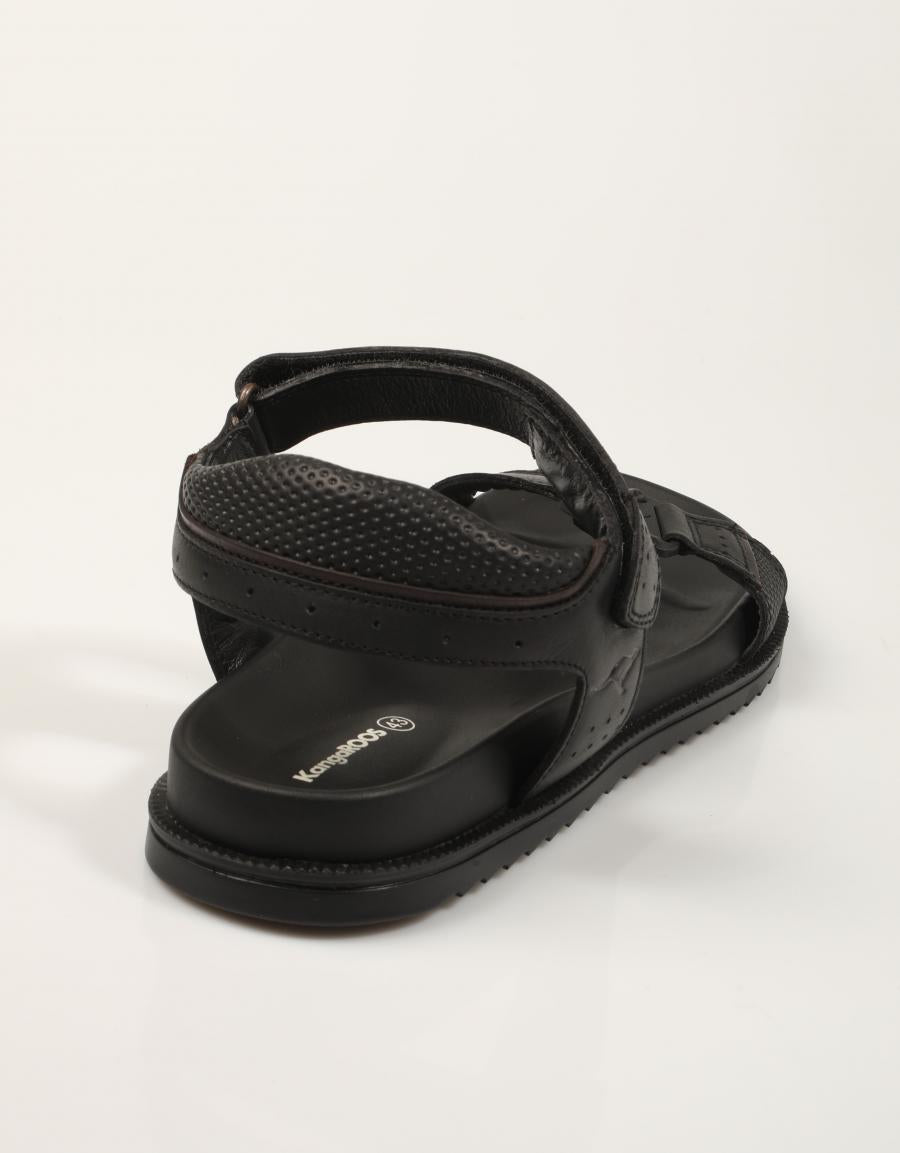 SANDALIAS KANGAROOS SANDALIA NEGRO en color Negro