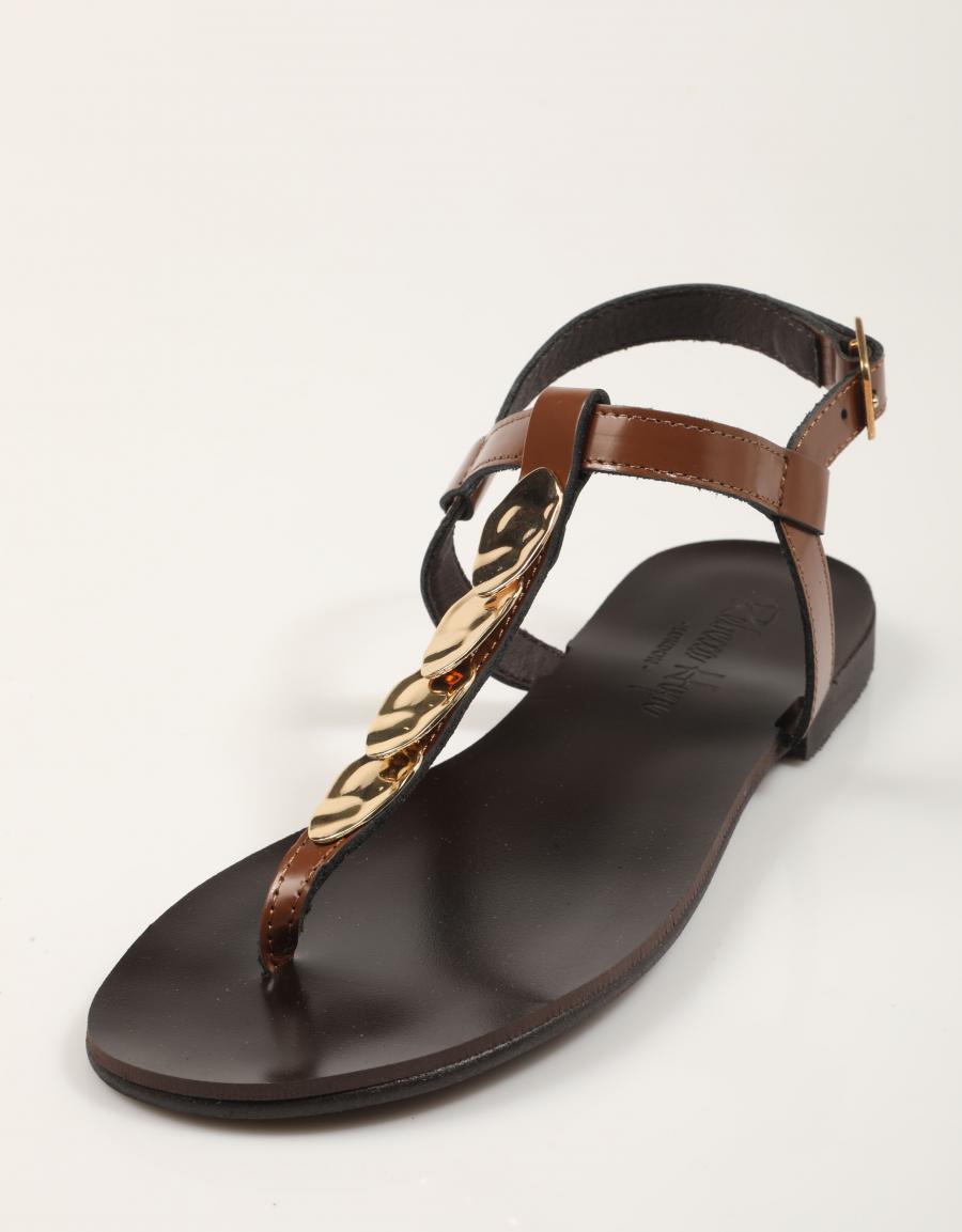SANDALIAS REBECA HOPE YUTA ANTIC CUERO en color Cuero
