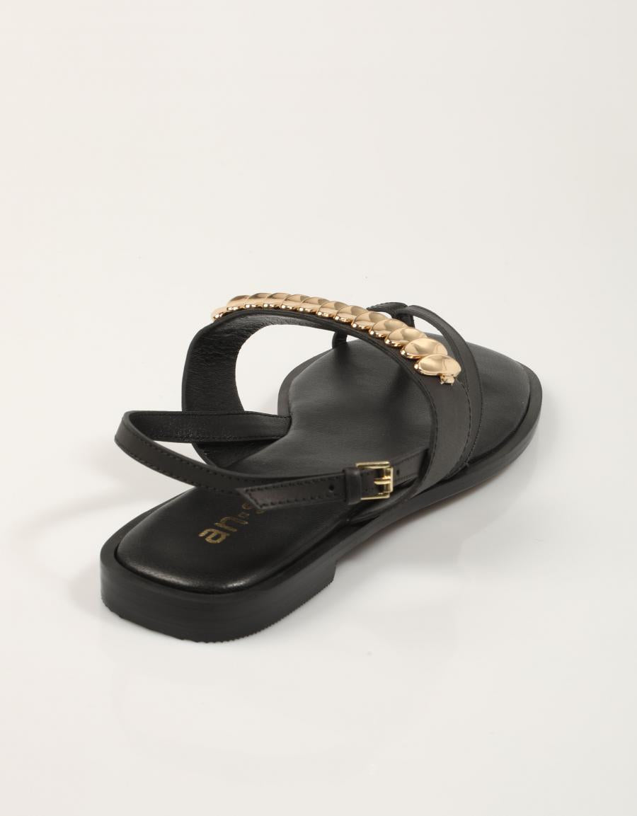 SANDALIAS AN-SE SANDALIA CHAPA BLACK en color Negro
