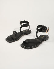 SANDALIAS AN-SE SANDALIA DEDO BLACK en color Negro