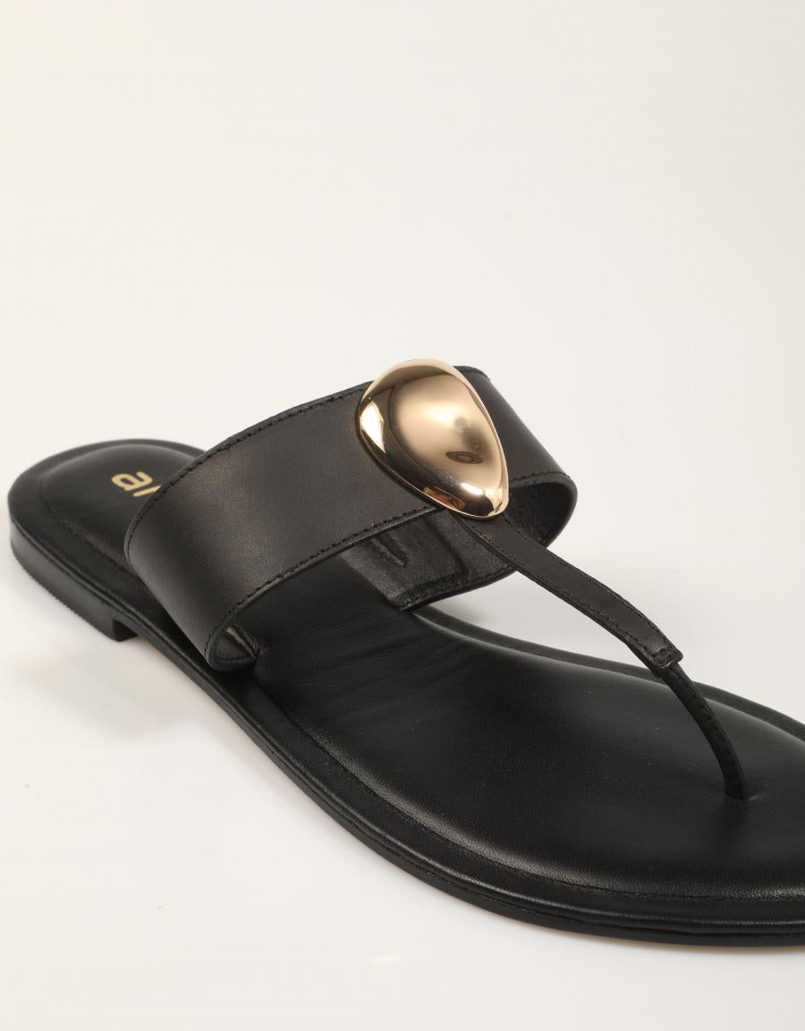 SANDALIAS AN-SE ESCLAVA CHAPA BLACK en color Negro