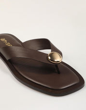 SANDALIAS AN-SE ESCLAVA CHAPA CHOCOLATE en color Marron