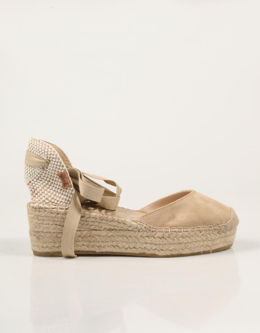 SANDALIAS VIDORRETA VITELO ARENA . IGUAL MODELO 14200 V25 en color Beige