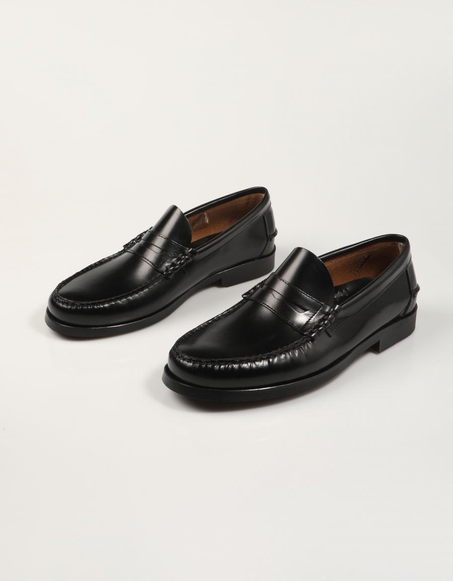ZAPATOS FREELANCE MOCASIN FLORENTIC NEGRO en color Negro
