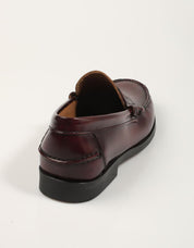 ZAPATOS FREELANCE MOCASIN FLORENTIC BURDEOS en color Burdeos