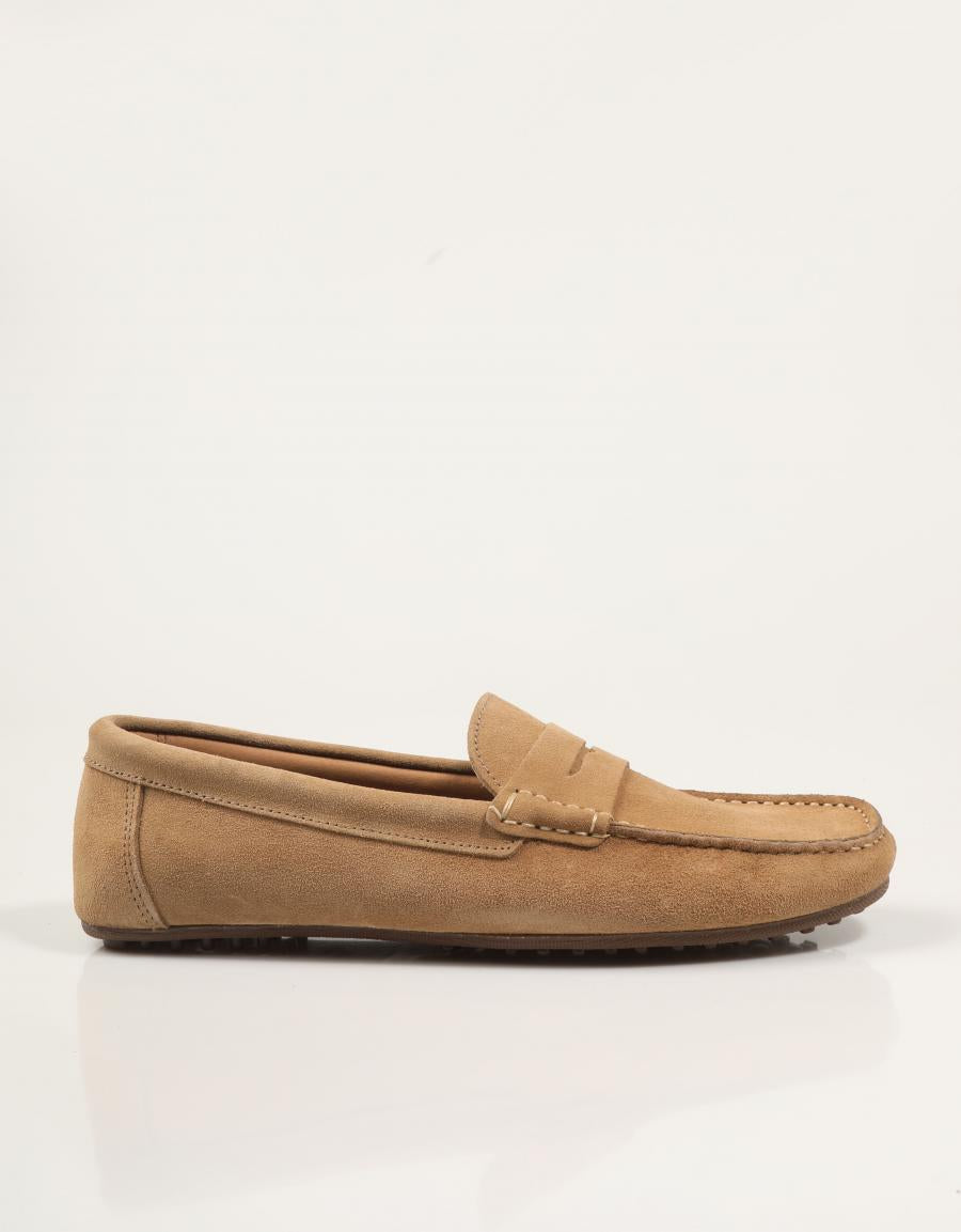 ZAPATOS FREELANCE MOCASIN MUSHROOM en color Cuero