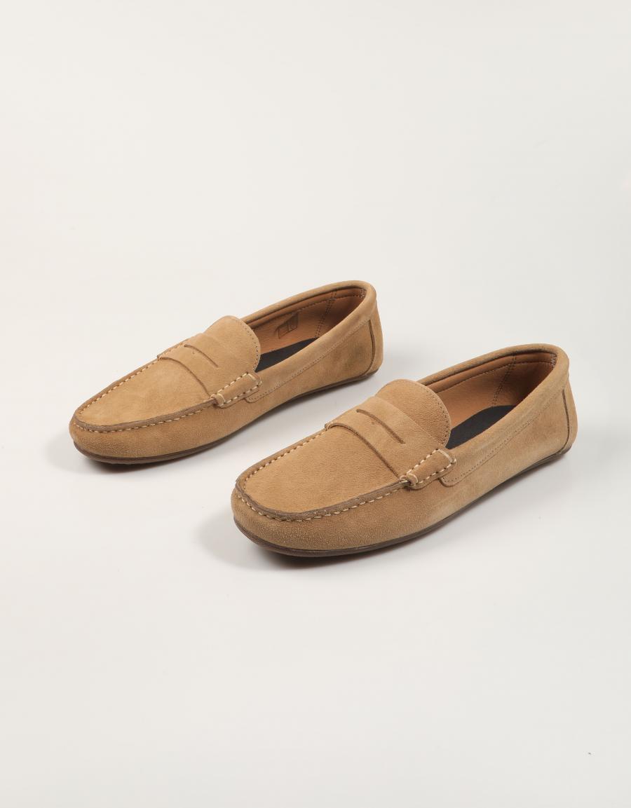 ZAPATOS FREELANCE MOCASIN MUSHROOM en color Cuero