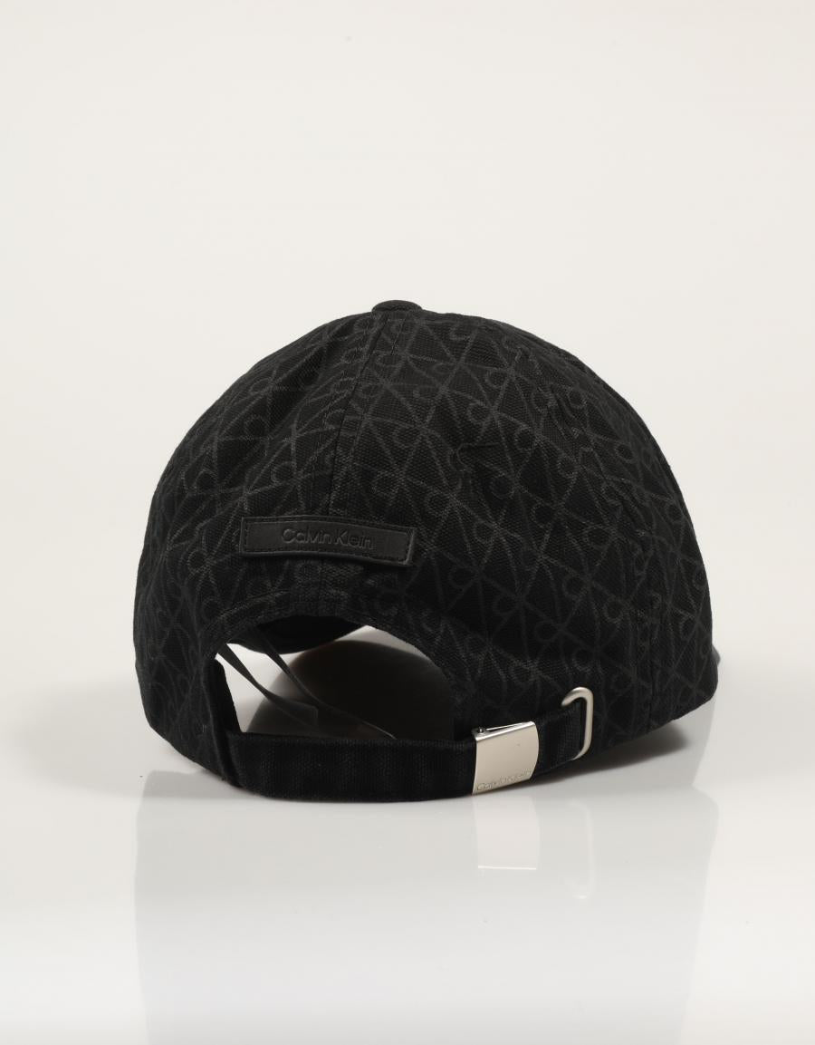 GORRA CALVIN KLEIN EMBLEM PRINT CHARCOAL LV04D5029G en color Negro