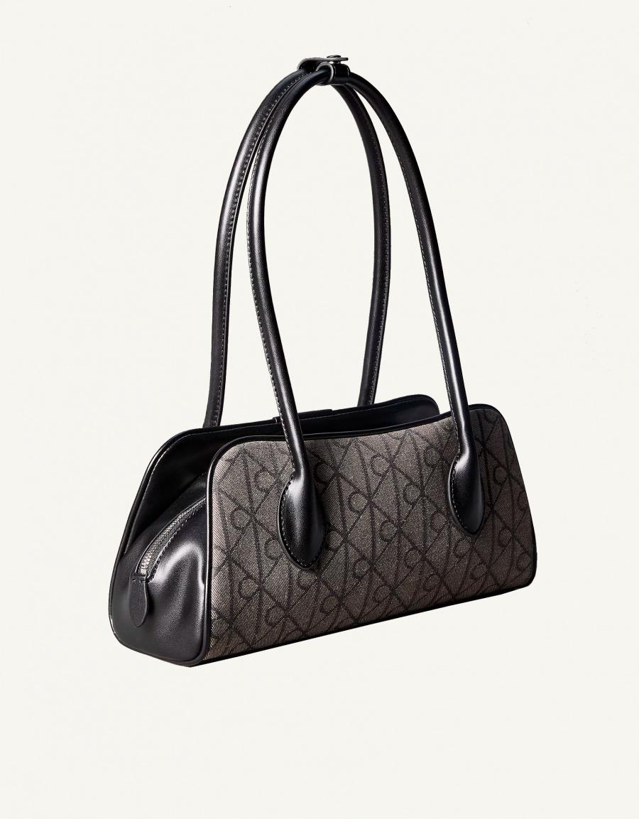 BOLSOS CALVIN KLEIN EMBLEM TRIO BLACK LV04F3744G en color Negro