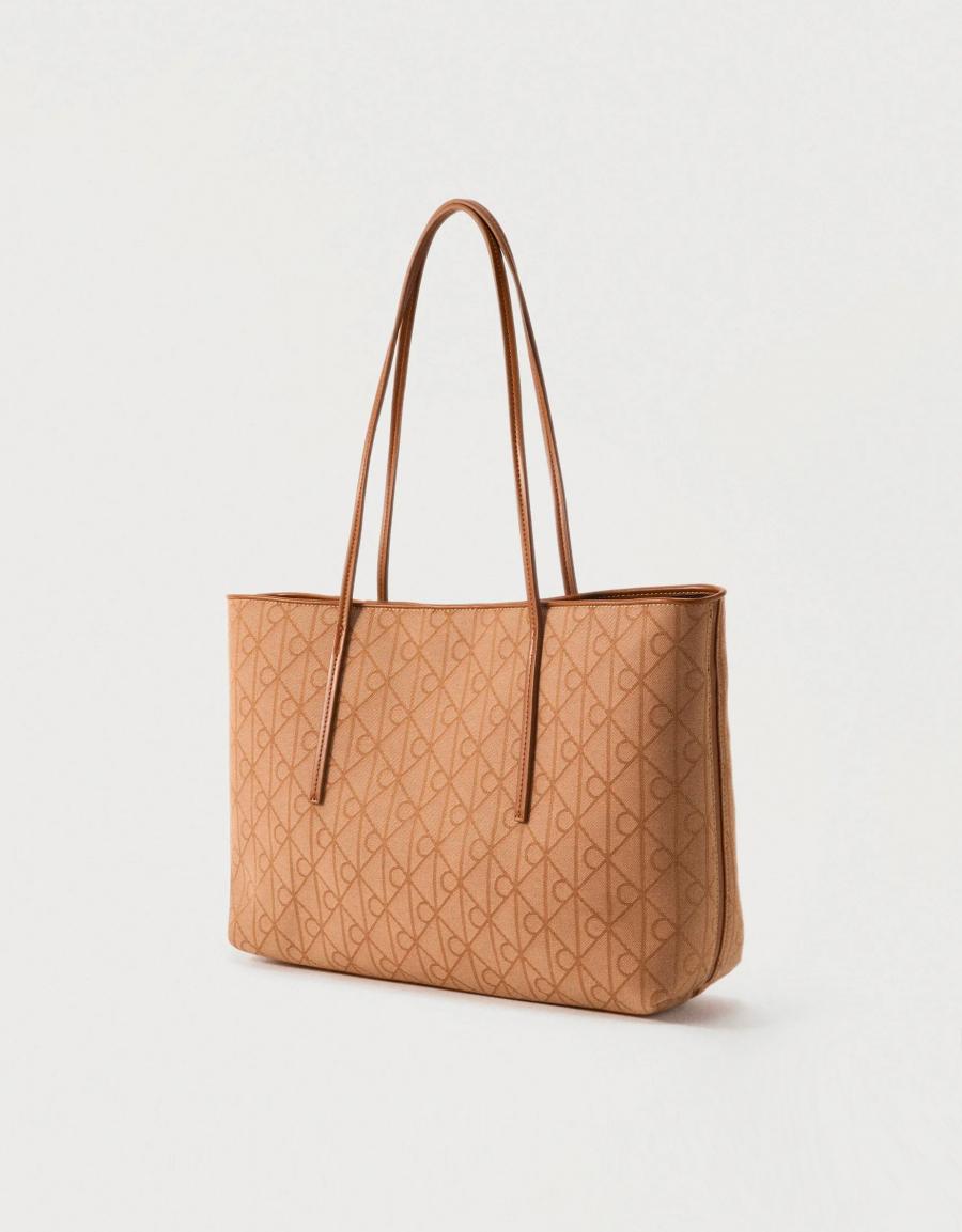 BOLSOS CALVIN KLEIN EMBLEM AOP CORNSTALK LV04F3750G en color Beige