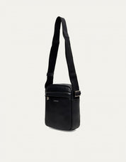 BANDOLERAS CALVIN KLEIN RAISED REPORTER BLACK LV04D3160G en color Negro