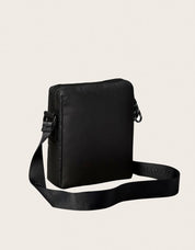 BANDOLERAS CALVIN KLEIN RUBBERIZED REPORTER BLACK LV04D3480G en color Negro