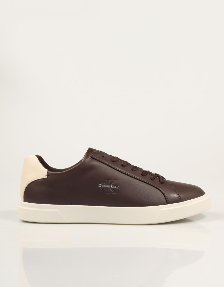 ZAPATILLAS CALVIN KLEIN LOW PROF BORDEAUX HM0HM02123 en color Negro