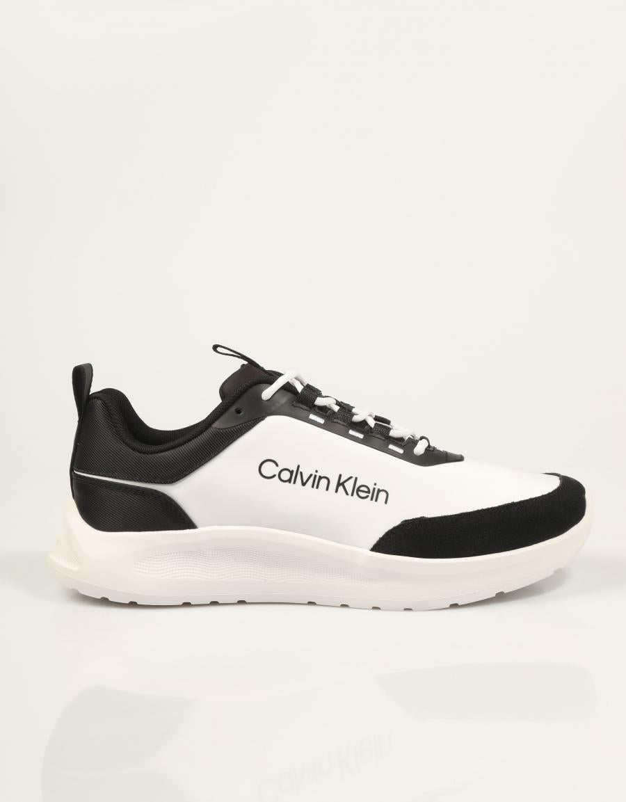ZAPATILLAS CALVIN KLEIN EVA RUNNE BLACK HM0HM02342 en color Blanco