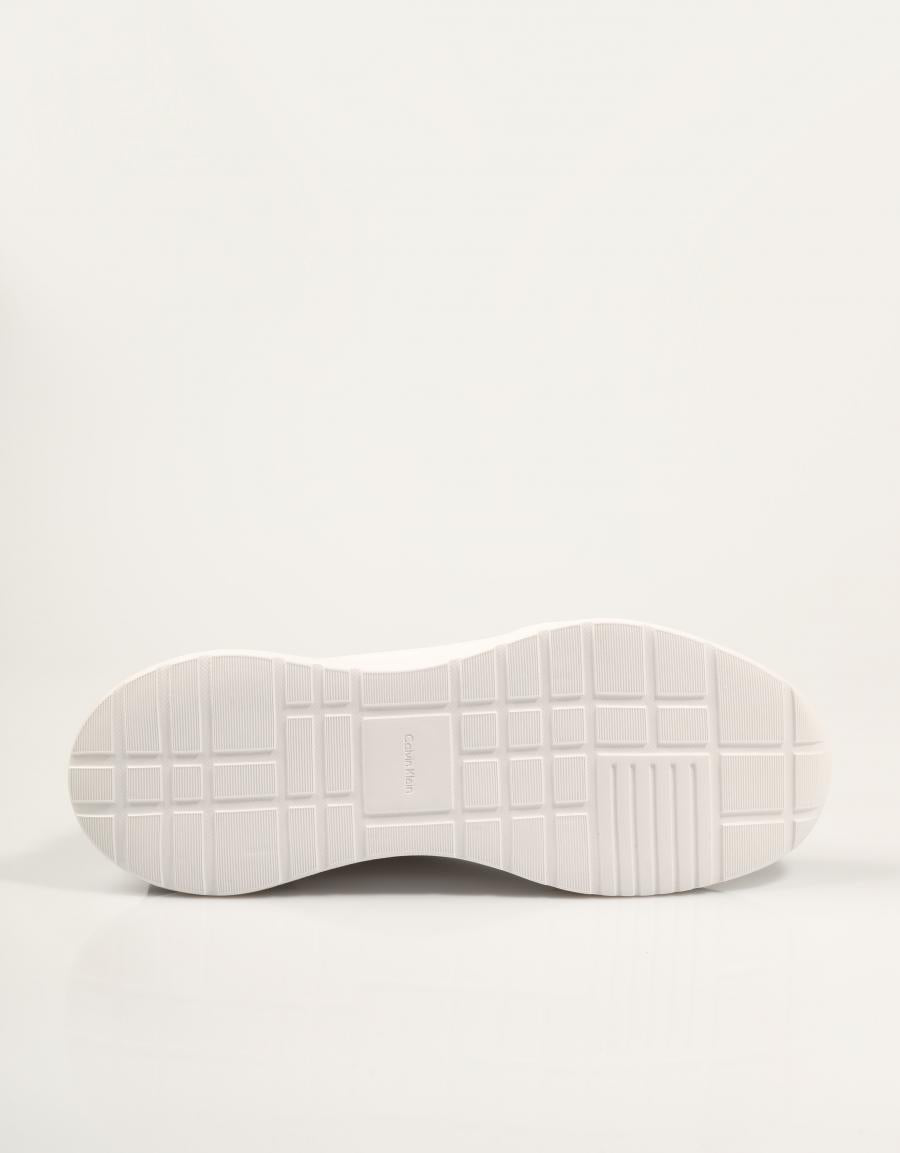 ZAPATILLAS CALVIN KLEIN EVA RUNNE BLACK HM0HM02342 en color Blanco