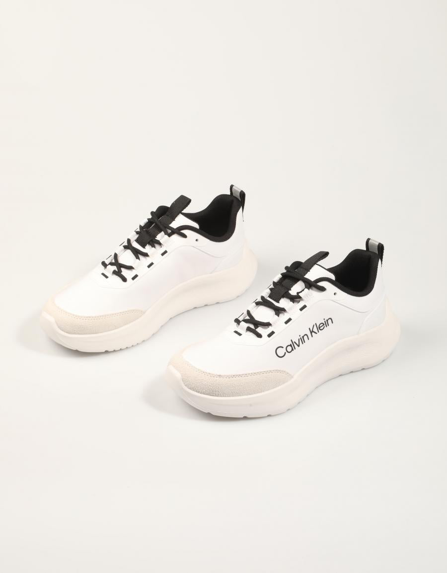 ZAPATILLAS CALVIN KLEIN EVA RUNNER WHITE HW0HW03293 en color Blanco
