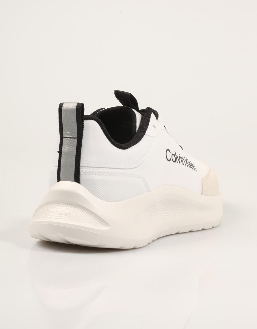 ZAPATILLAS CALVIN KLEIN EVA RUNNER WHITE HW0HW03293 en color Blanco