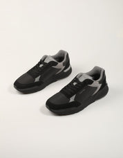 ZAPATILLAS CALVIN KLEIN CITY RUNNER BLACK HM0HM02308 en color Negro