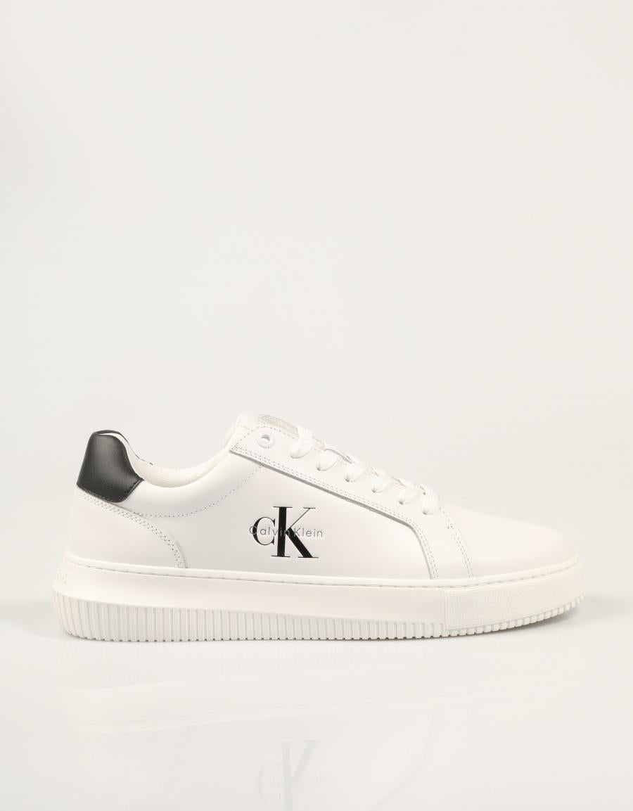 ZAPATILLAS CALVIN KLEIN CHUNKY CUPSOLE WHITE YM0YM01317 en color Blanco