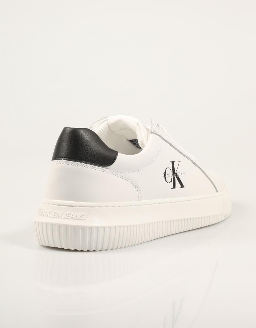ZAPATILLAS CALVIN KLEIN CHUNKY CUPSOLE WHITE YM0YM01317 en color Blanco