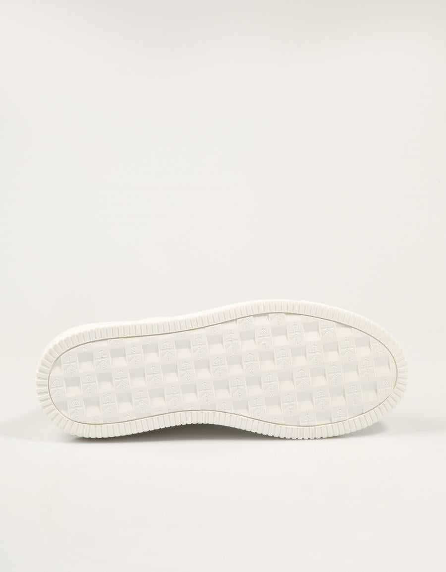 ZAPATILLAS CALVIN KLEIN CHUNKY CUPSOLE WHITE YM0YM01317 en color Blanco