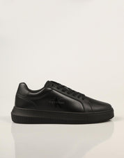 ZAPATILLAS CALVIN KLEIN CHUNKY CUP.BLACK YM0YM013170GT en color Negro